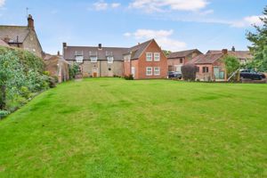 Photo 16- click for photo gallery